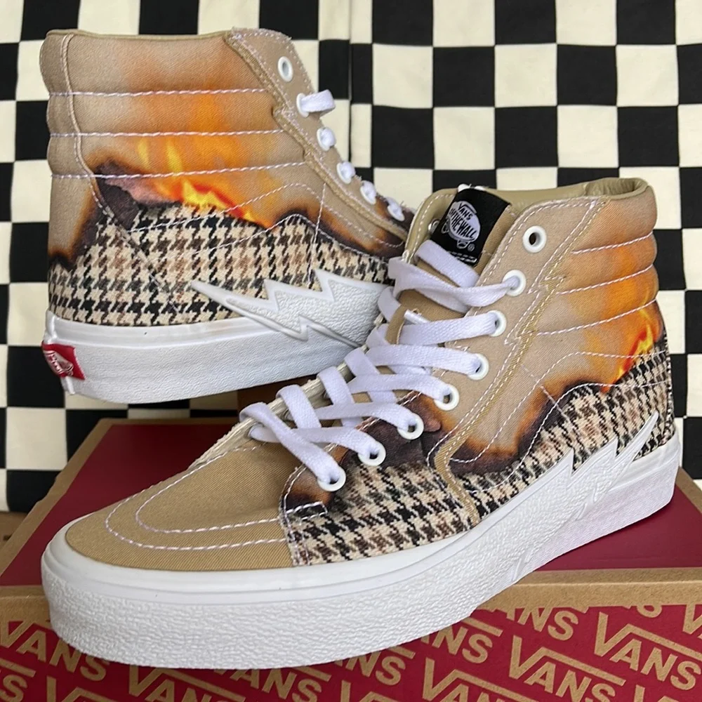 Vans Sk8-Hi Bolt Big Reveal Taos Taupe Men’s sneakers - Picture 1 of 16